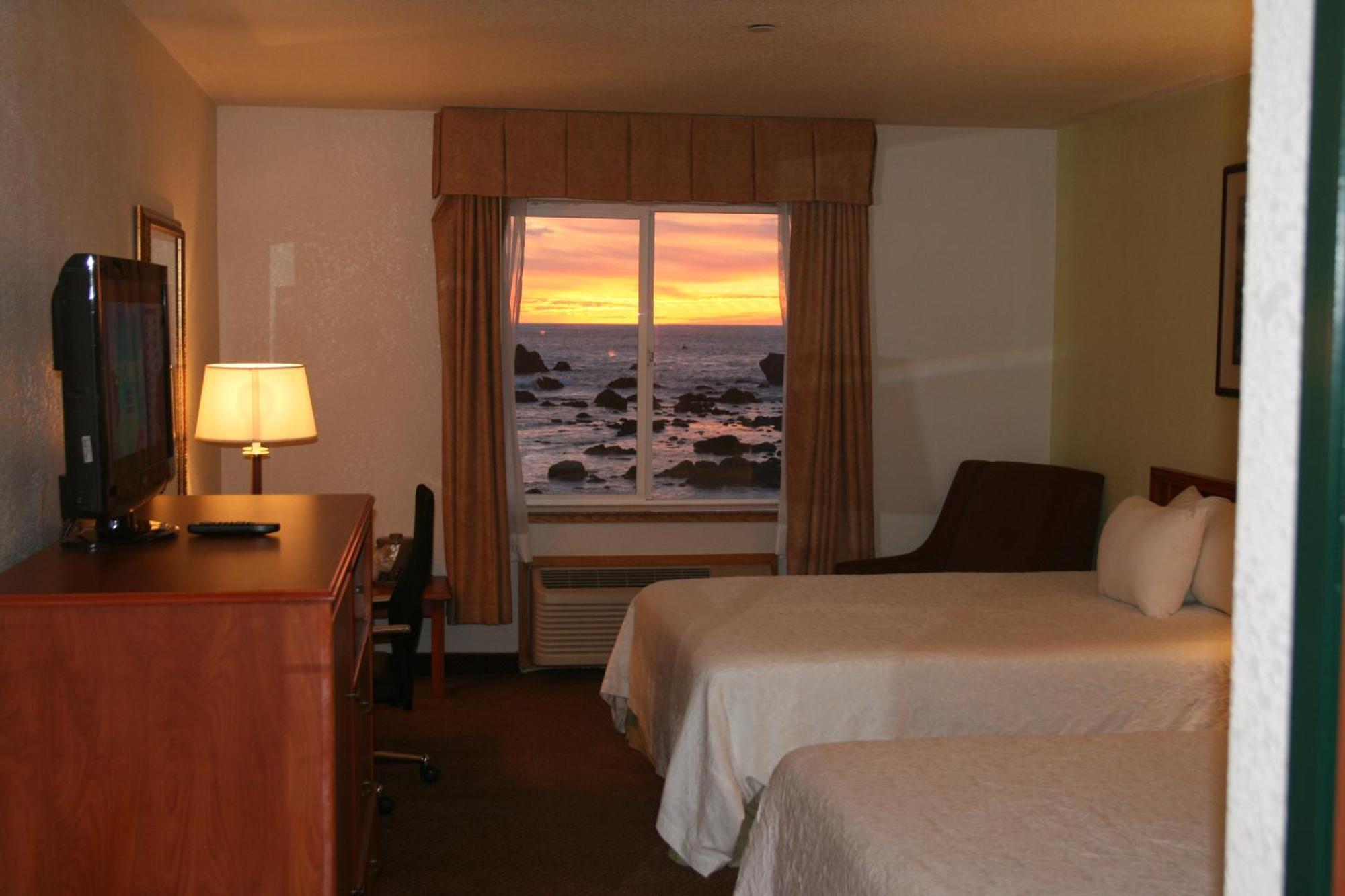Oceanfront Lodge Crescent City Exteriör bild