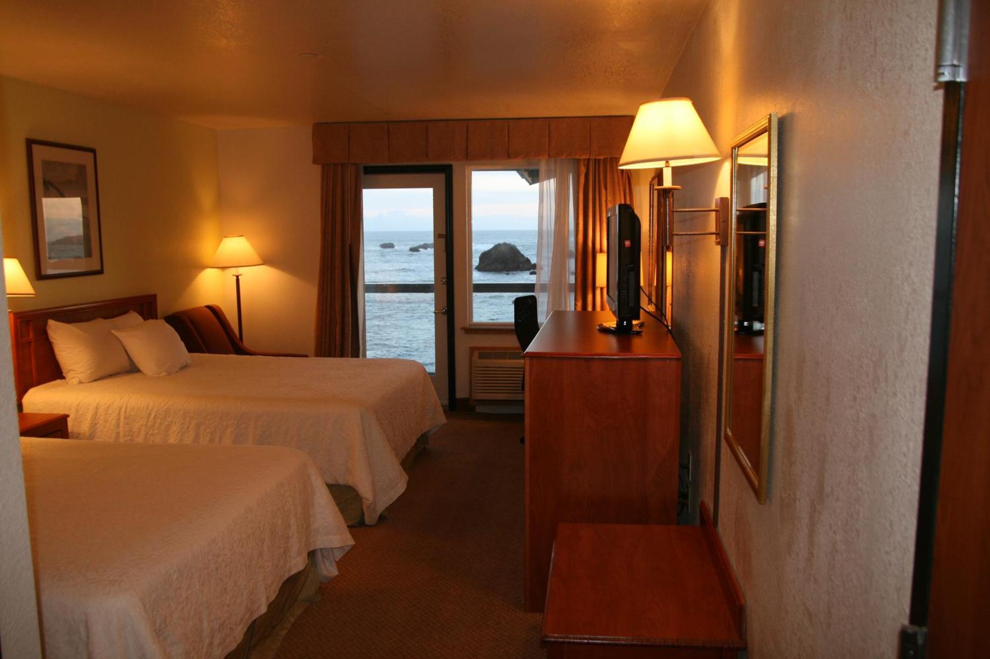 Oceanfront Lodge Crescent City Exteriör bild
