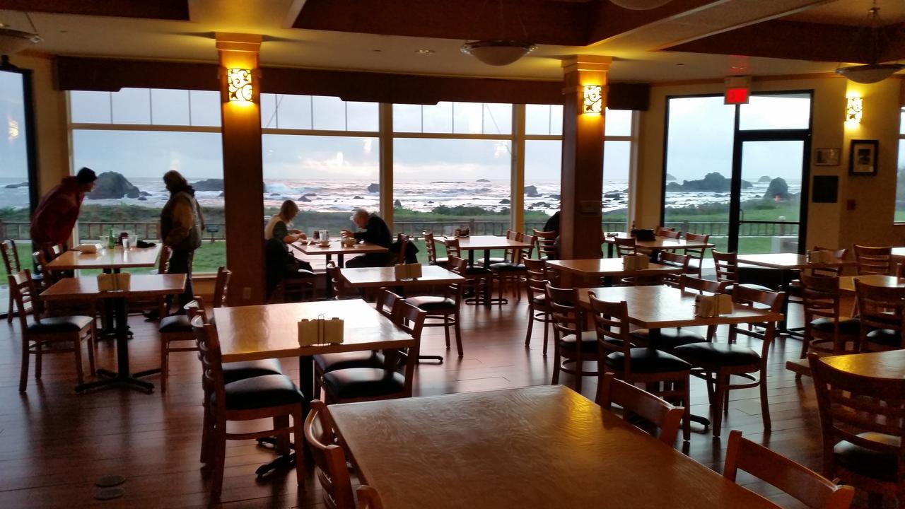 Oceanfront Lodge Crescent City Exteriör bild