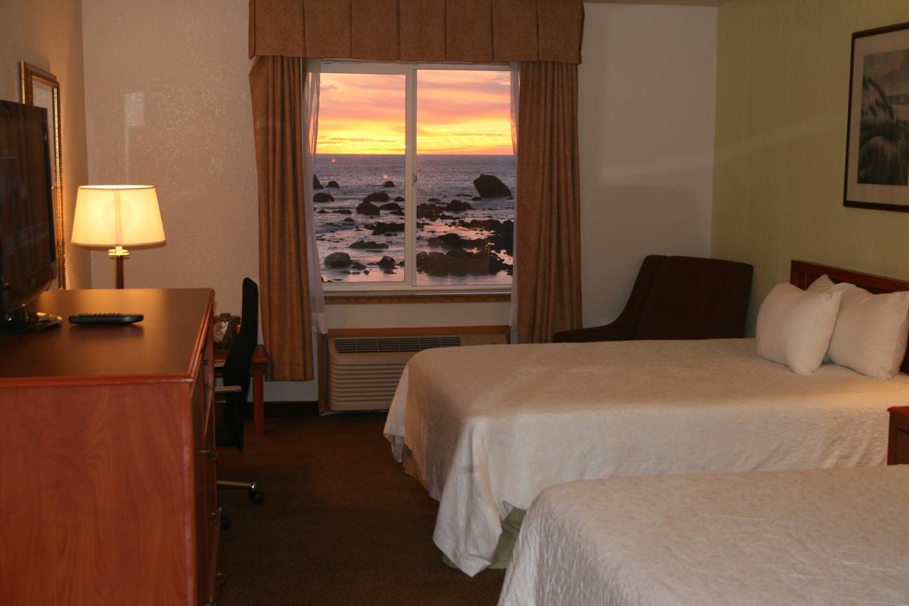 Oceanfront Lodge Crescent City Exteriör bild