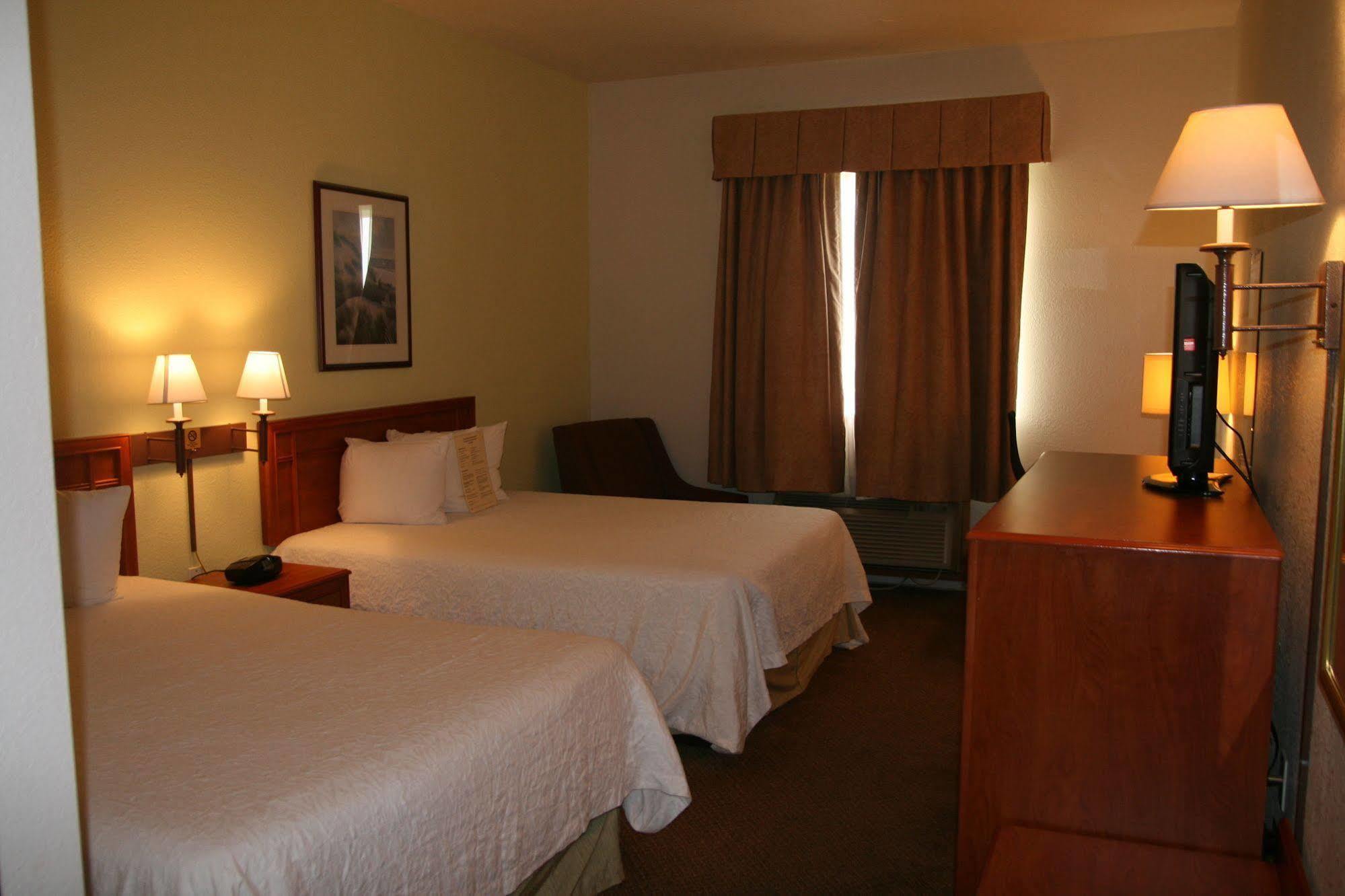 Oceanfront Lodge Crescent City Exteriör bild